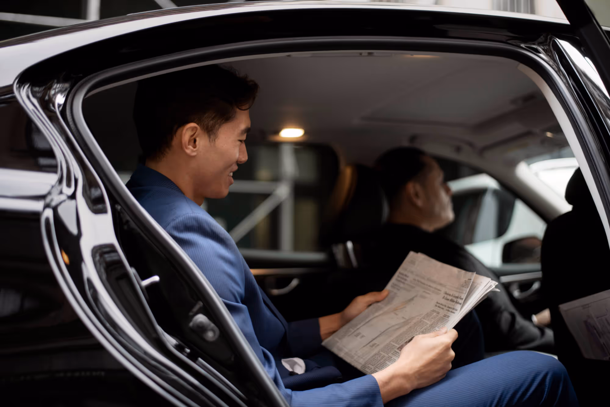 低调专车接送——VIP 接送中后排座位的舒适体验